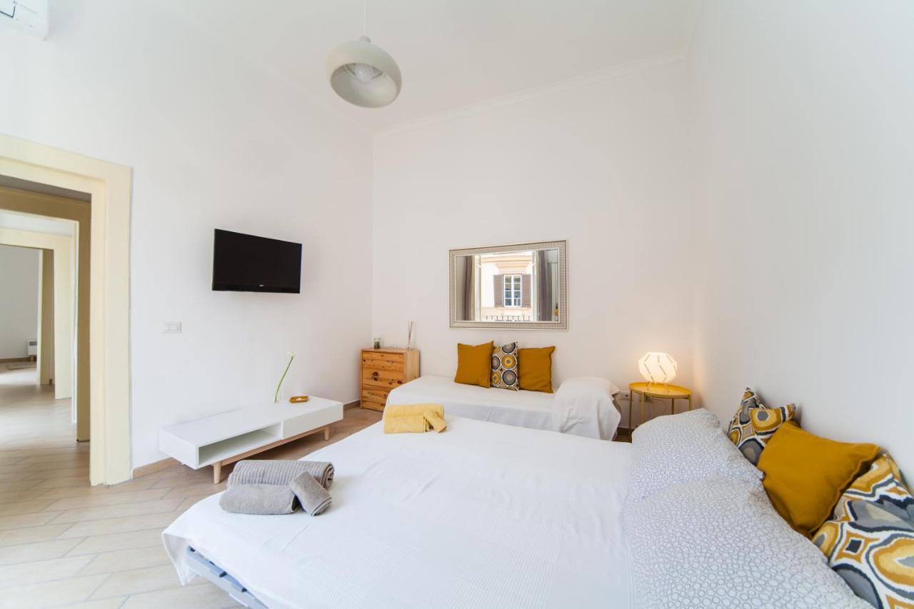 Napoli Centro Suite - Duomo Apartment Εξωτερικό φωτογραφία