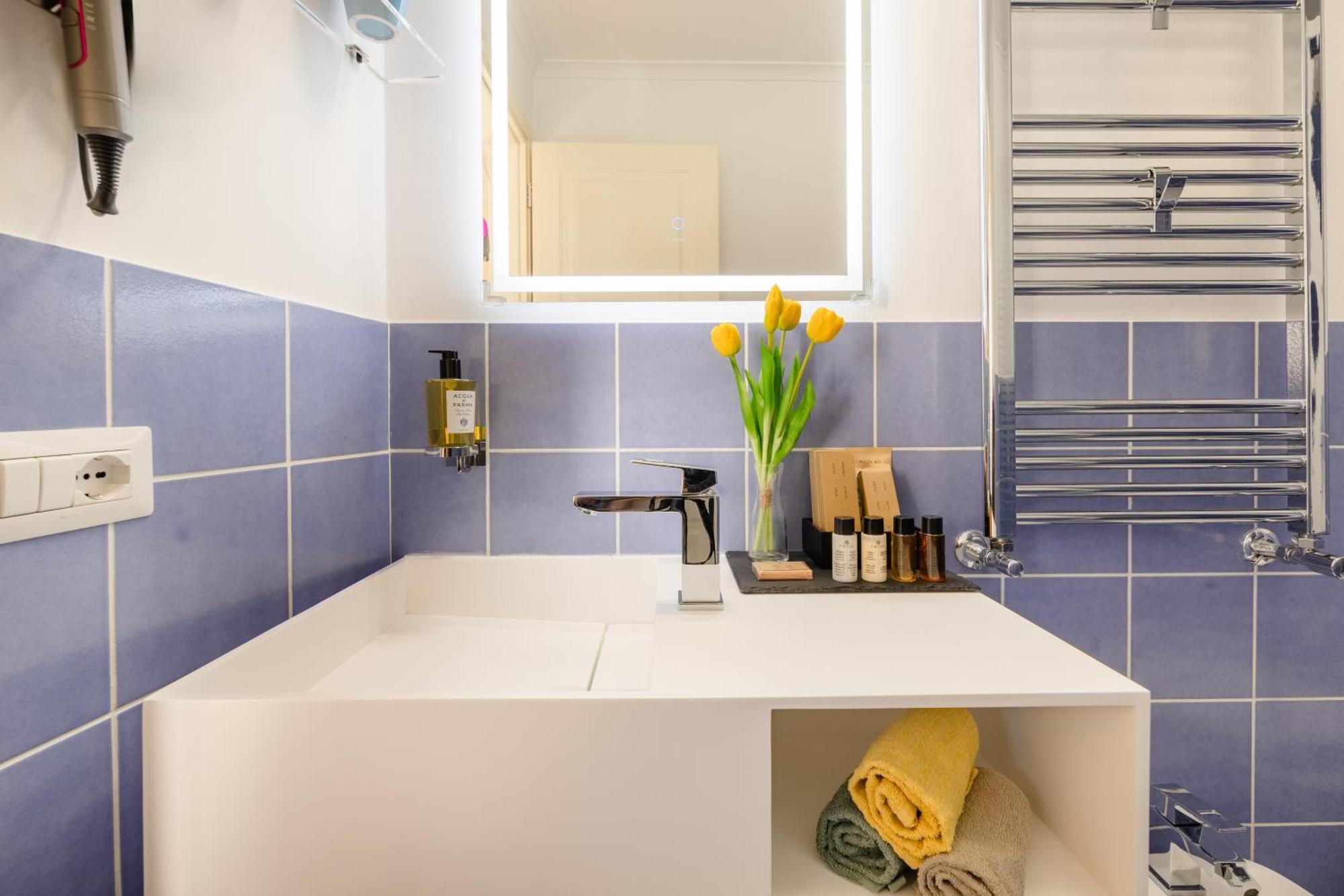 Napoli Centro Suite - Duomo Apartment Εξωτερικό φωτογραφία