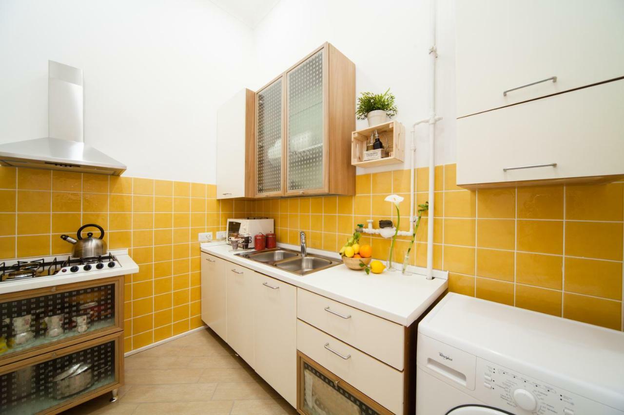 Napoli Centro Suite - Duomo Apartment Εξωτερικό φωτογραφία