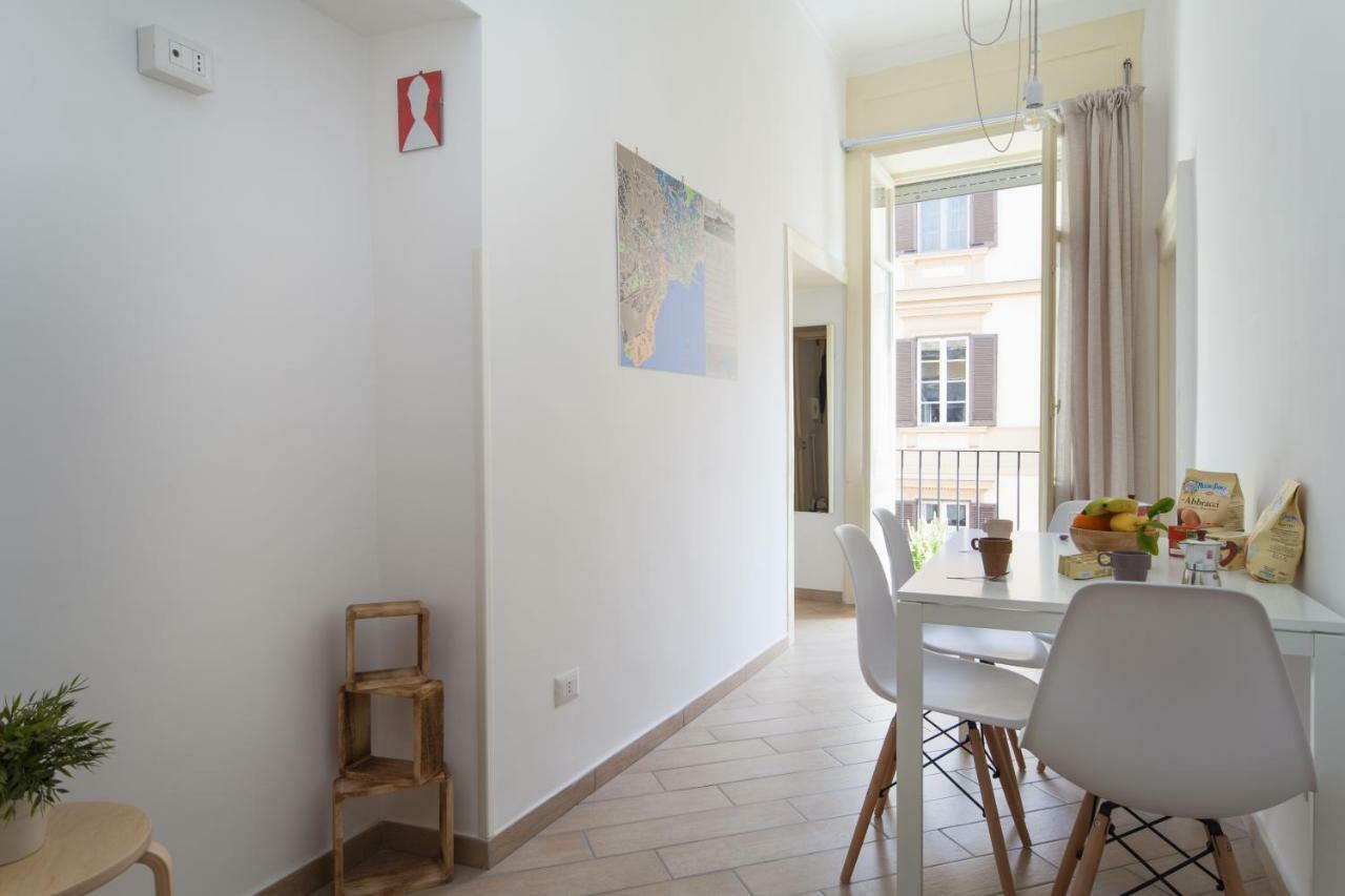 Napoli Centro Suite - Duomo Apartment Εξωτερικό φωτογραφία