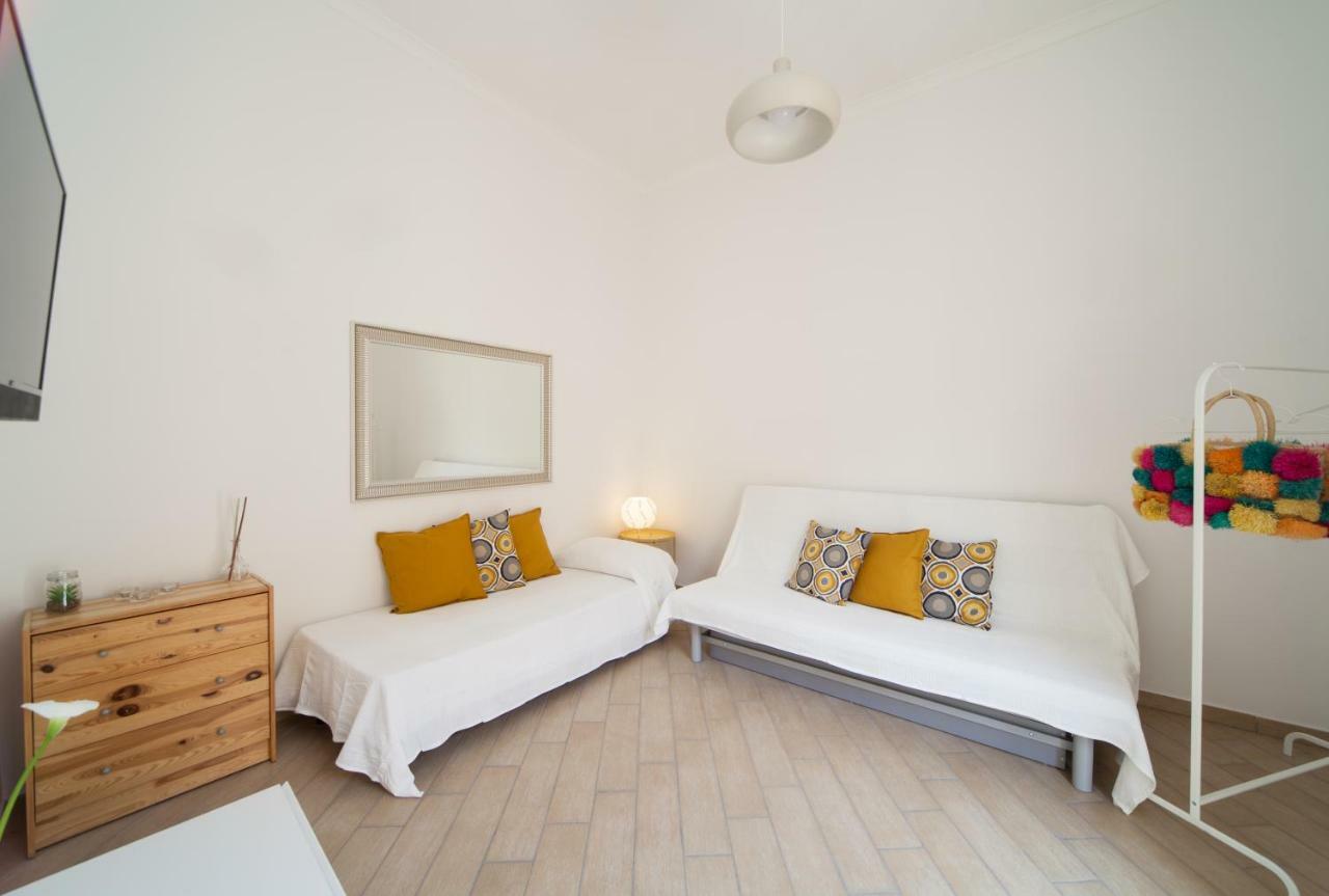 Napoli Centro Suite - Duomo Apartment Εξωτερικό φωτογραφία